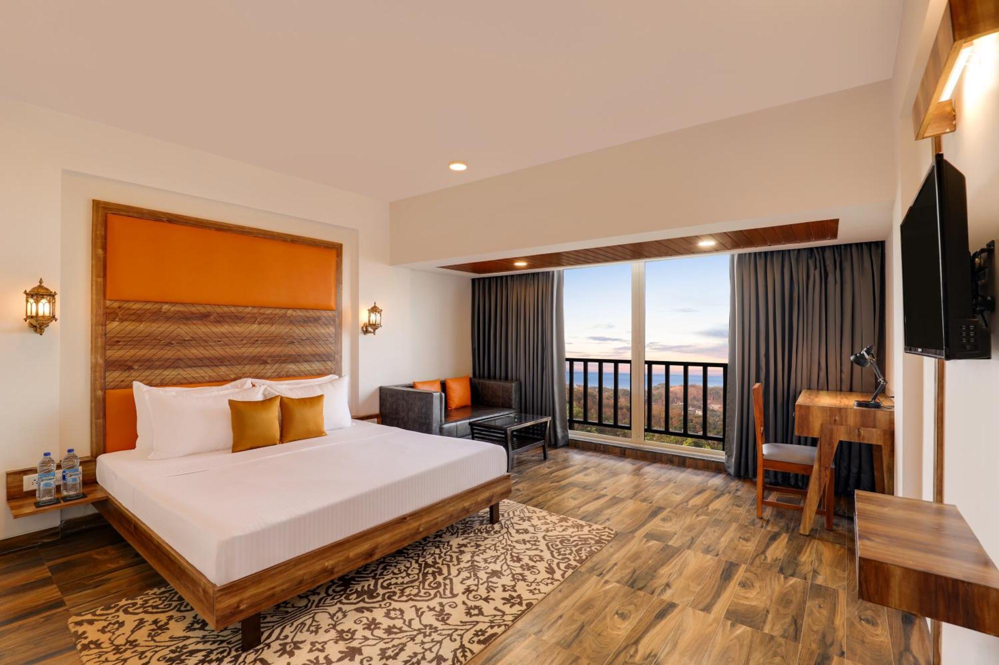 Lemon Tree Hotel, Dapoli Exterior photo